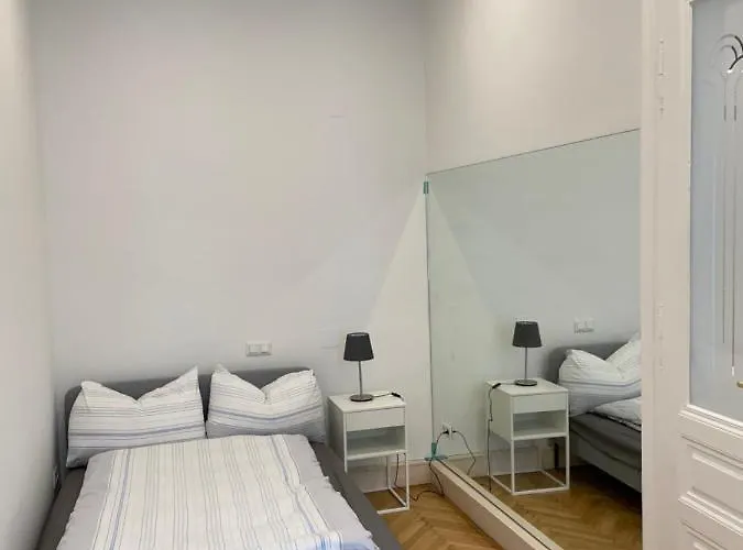 Апартаменти 100m2 Naehe 1010 Відень
